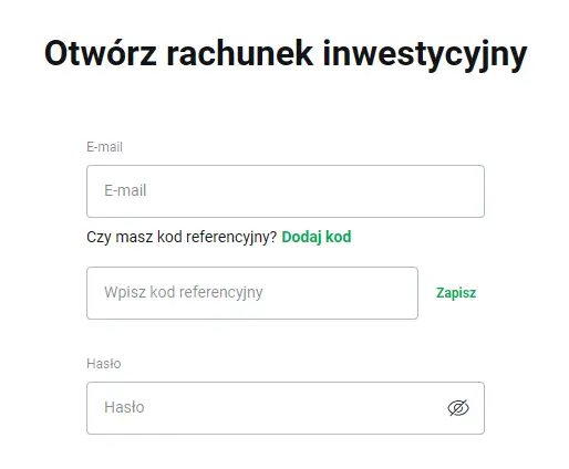 Formularz rejestracyjny XTB z linkiem „Dodaj kod” pod polem e-mail