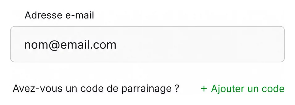Formulaire d'inscription XTB avec la ligne « Avez-vous un code de parrainage ? » et le lien vert « + Ajouter un code »